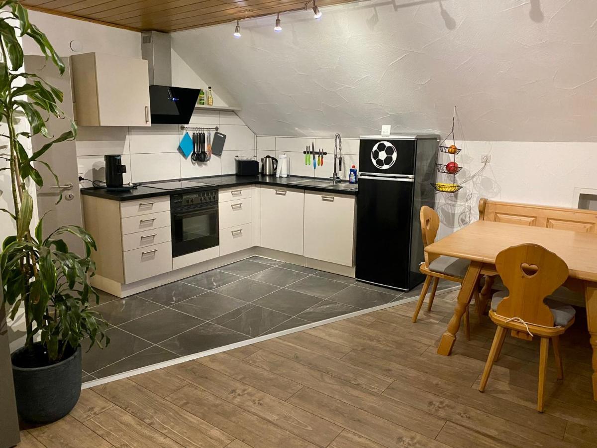 Ferienwohnung Mit Ausblick Mombris Екстериор снимка